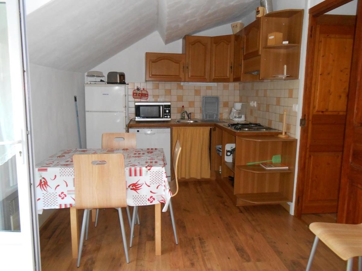 לארונס Location Mirande 2 Chambres 4 Couchages 9 Rue De Soupon מראה חיצוני תמונה